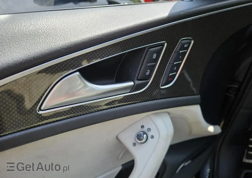 AUDI S6 Limousine 