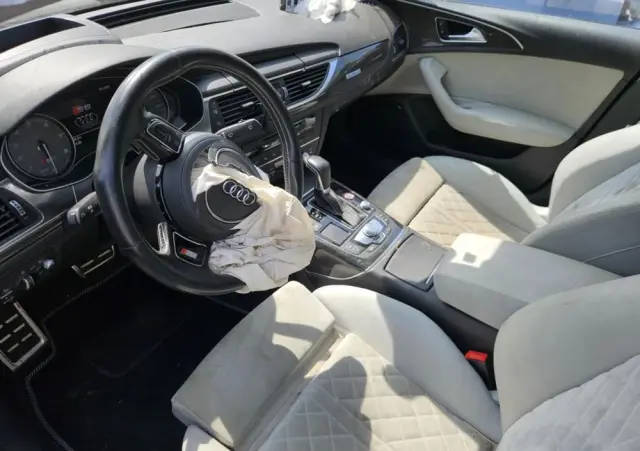 AUDI S6 Limousine 