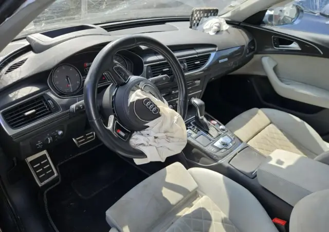 AUDI S6 Limousine 