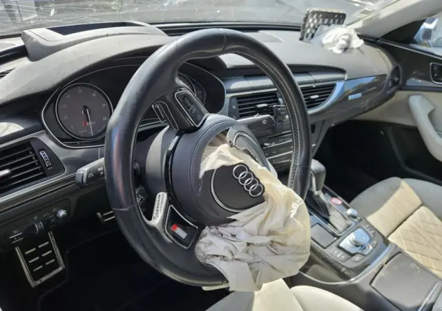 AUDI S6 Limousine 