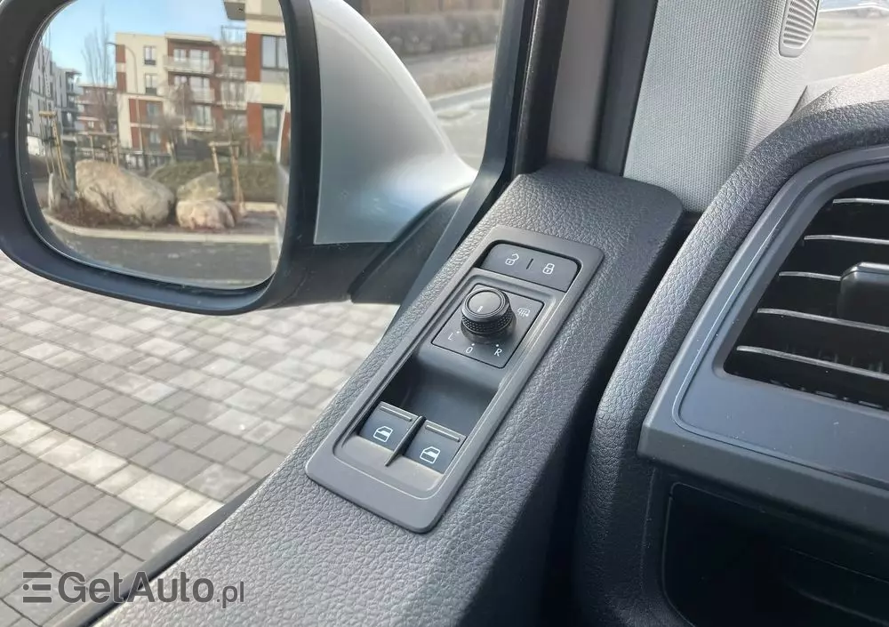 VOLKSWAGEN Caravelle 2.0 TDI L2 Comfortline Mixt