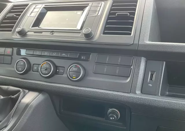 VOLKSWAGEN Caravelle 2.0 TDI L2 Comfortline Mixt