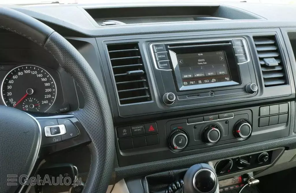 VOLKSWAGEN TRANSPORTER 