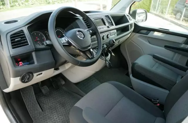 VOLKSWAGEN TRANSPORTER 