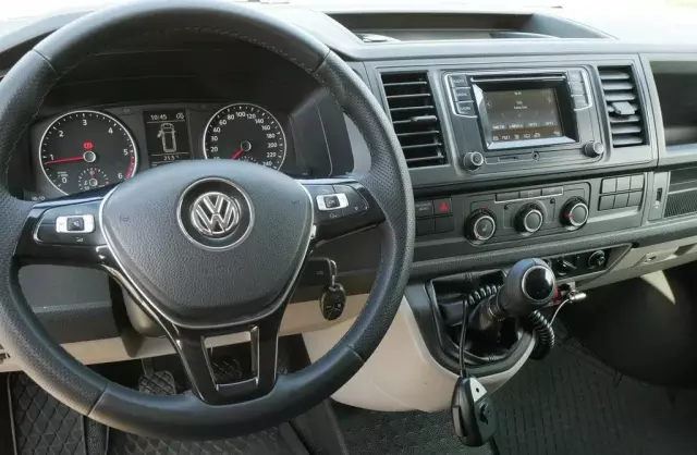 VOLKSWAGEN TRANSPORTER 