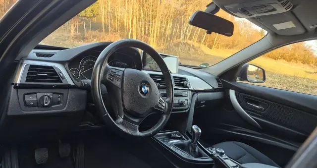 BMW Seria 3 318d