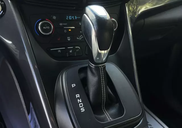 FORD Kuga 2.0 TDCi 4x4 Vignale