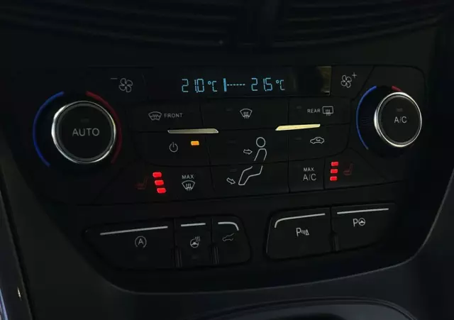 FORD Kuga 2.0 TDCi 4x4 Vignale