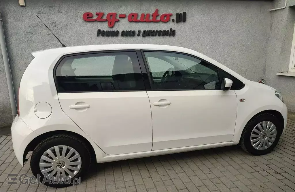 VOLKSWAGEN Up! 