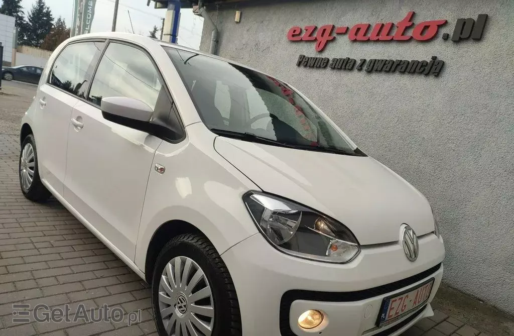 VOLKSWAGEN Up! 