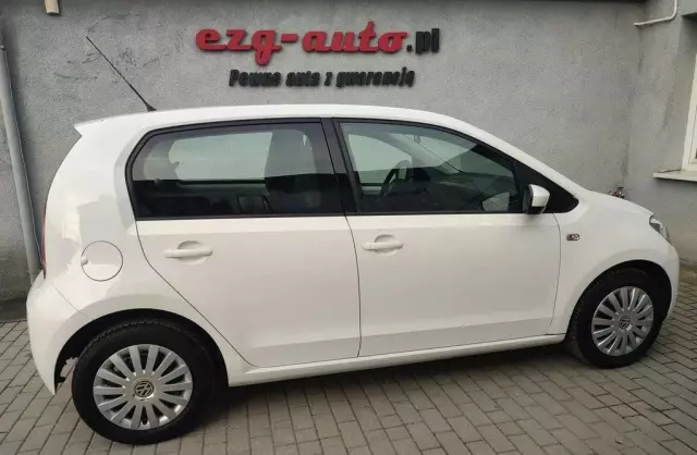 VOLKSWAGEN Up! 