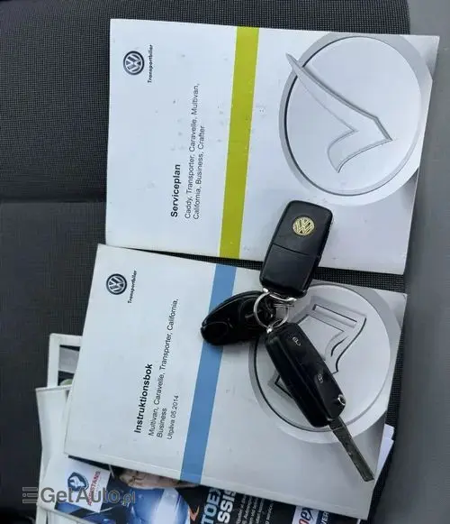 VOLKSWAGEN Transporter 