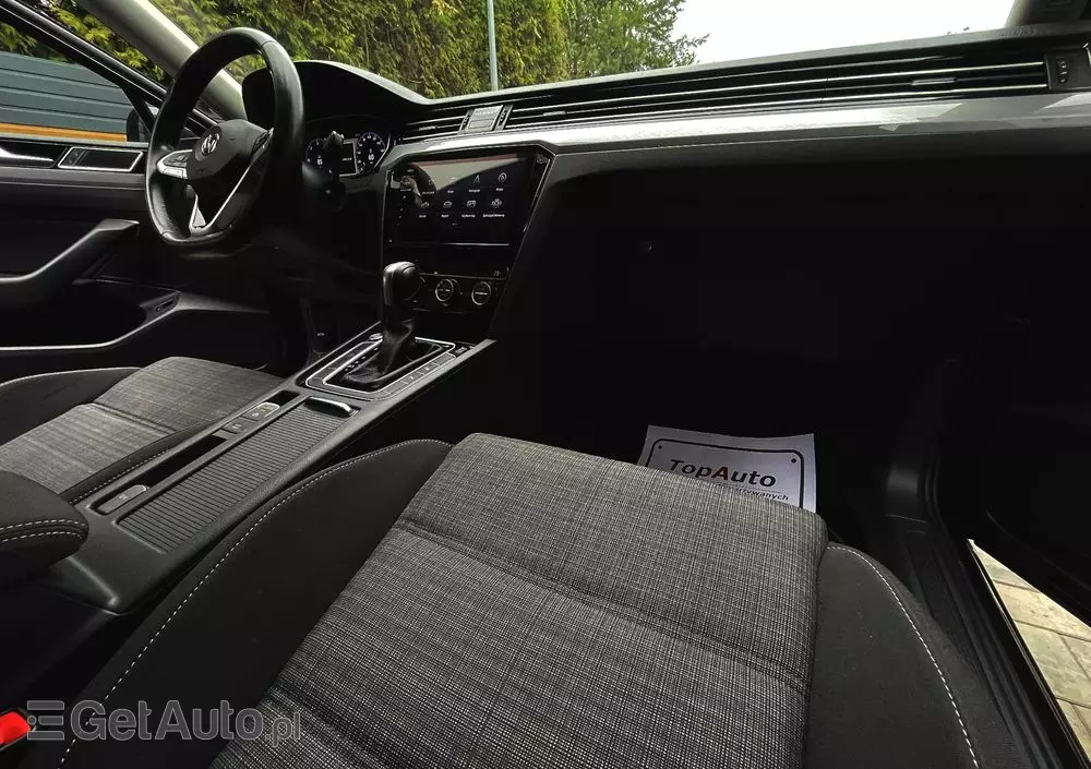 VOLKSWAGEN Passat 2.0 TDI SCR Business DSG