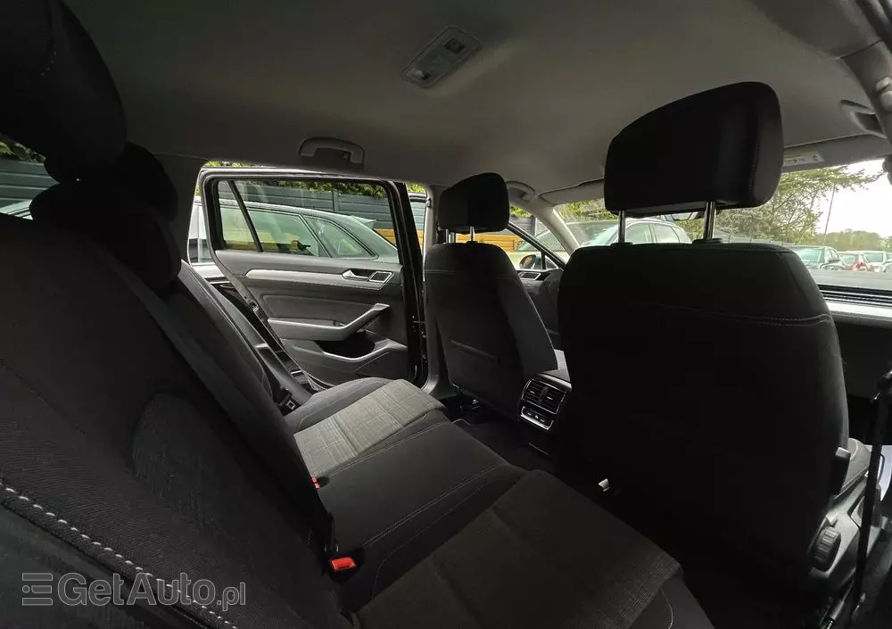 VOLKSWAGEN Passat 2.0 TDI SCR Business DSG