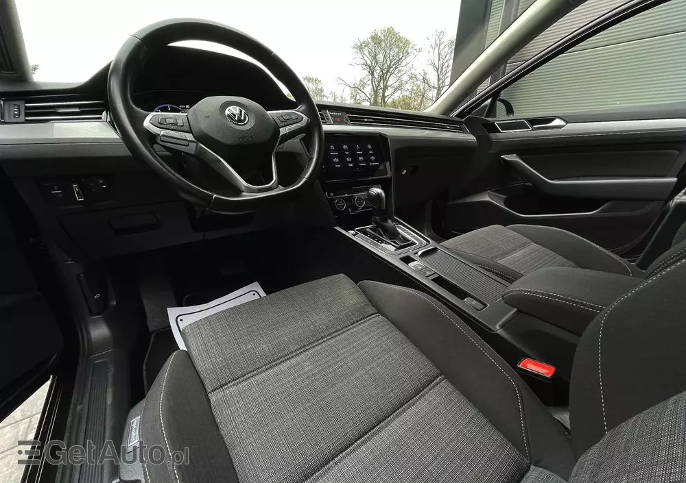 VOLKSWAGEN Passat 2.0 TDI SCR Business DSG