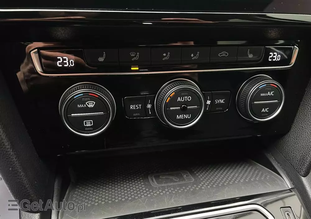 VOLKSWAGEN Passat 2.0 TDI SCR Business DSG