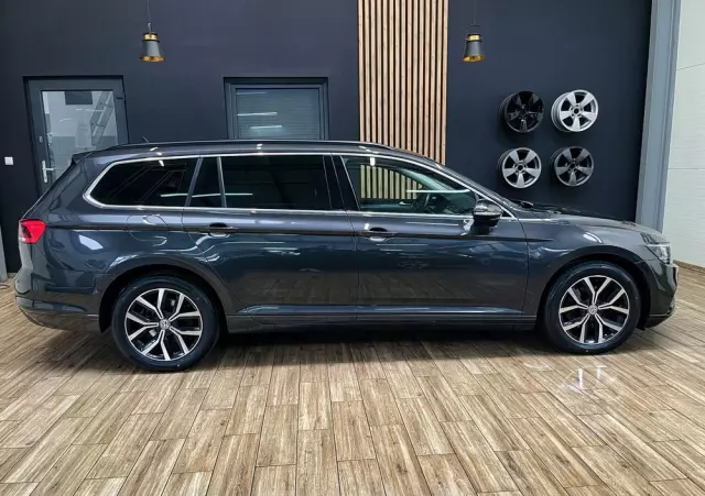 VOLKSWAGEN Passat 2.0 TDI SCR Business DSG