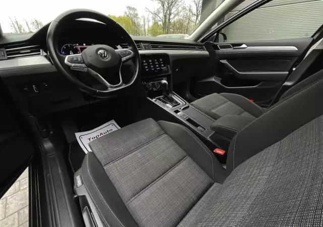 VOLKSWAGEN Passat 2.0 TDI SCR Business DSG