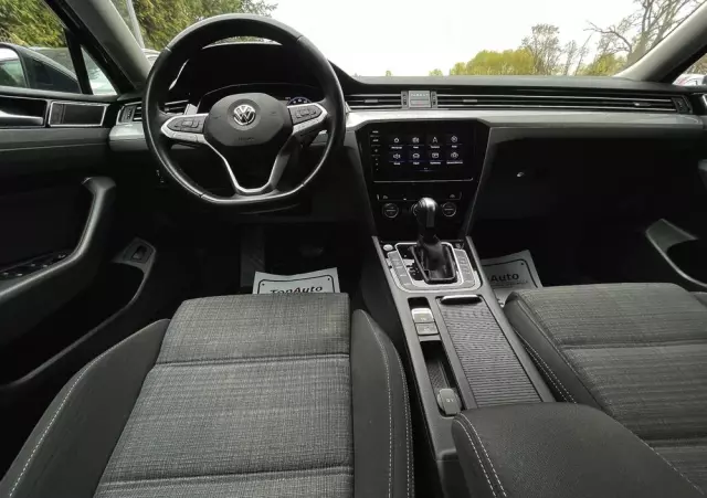 VOLKSWAGEN Passat 2.0 TDI SCR Business DSG