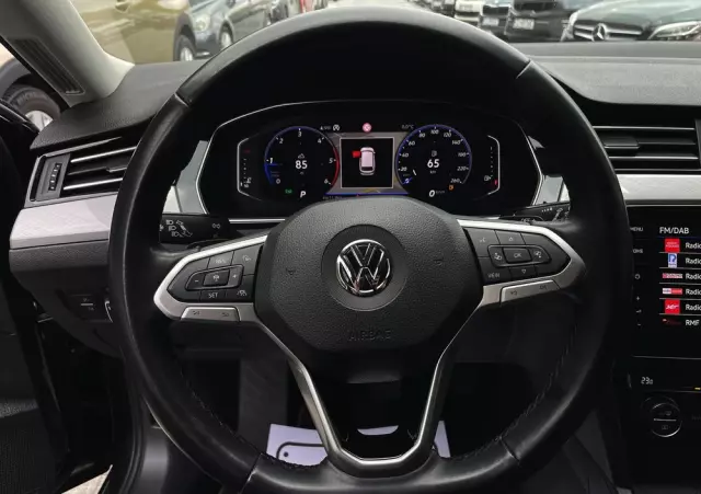 VOLKSWAGEN Passat 2.0 TDI SCR Business DSG