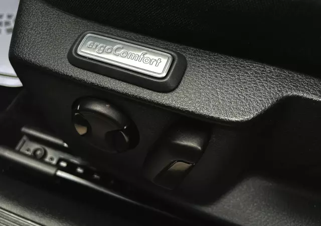 VOLKSWAGEN Passat 2.0 TDI SCR Business DSG