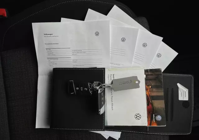 VOLKSWAGEN Passat 2.0 TDI SCR Business DSG