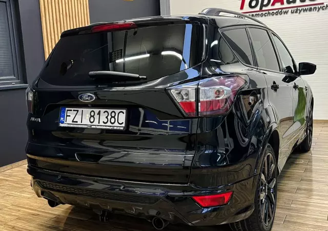 FORD Kuga 2.0 TDCi 4x4 ST-Line