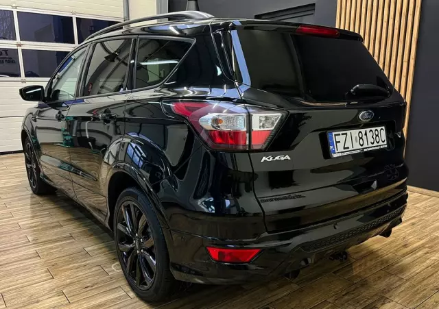 FORD Kuga 2.0 TDCi 4x4 ST-Line