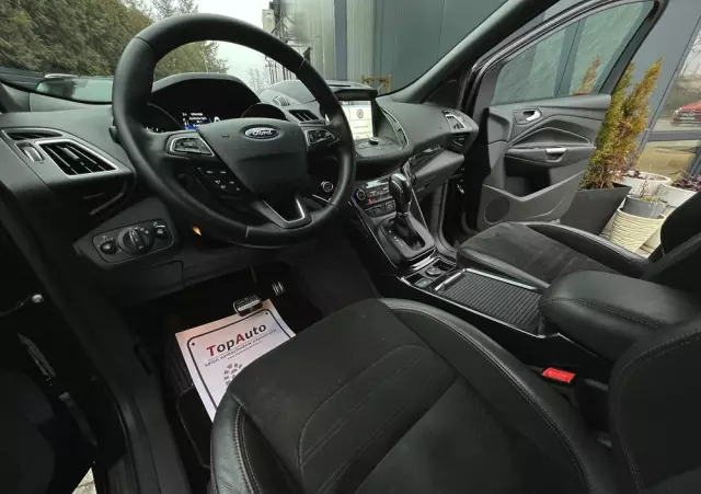 FORD Kuga 2.0 TDCi 4x4 ST-Line