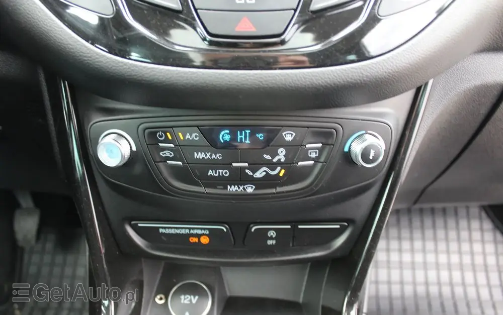 FORD B-MAX 1.0 EcoBoost Titanium