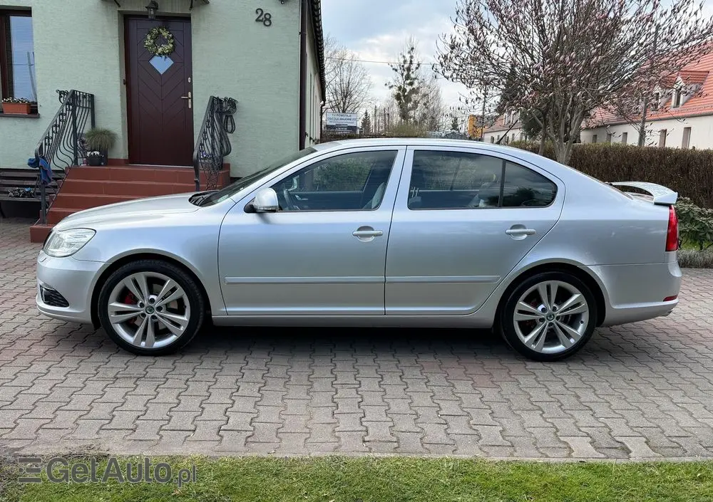 SKODA Octavia 2.0 TSI RS