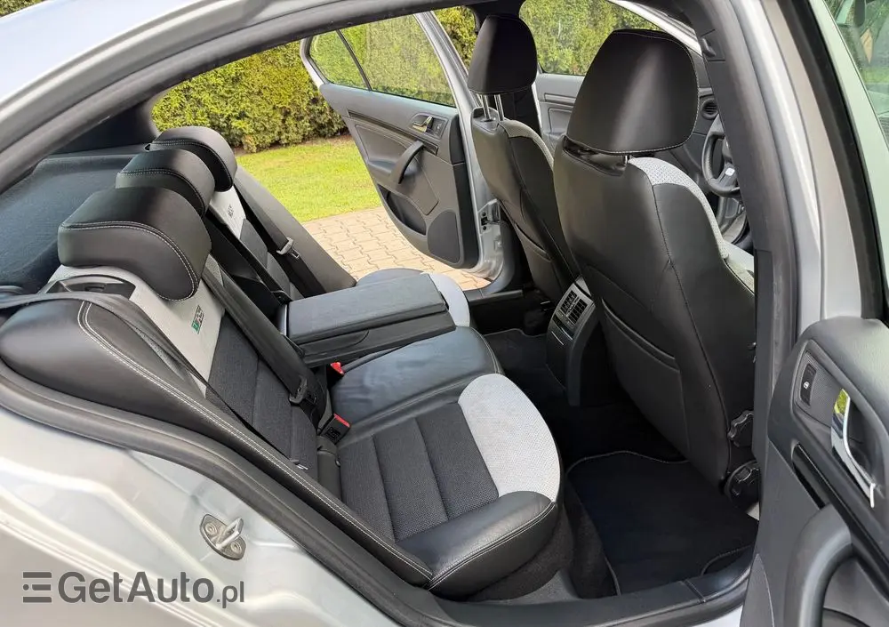 SKODA Octavia 2.0 TSI RS