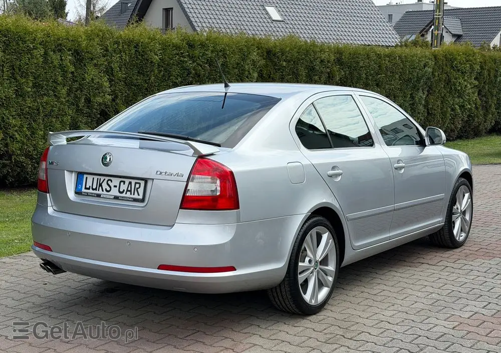 SKODA Octavia 2.0 TSI RS