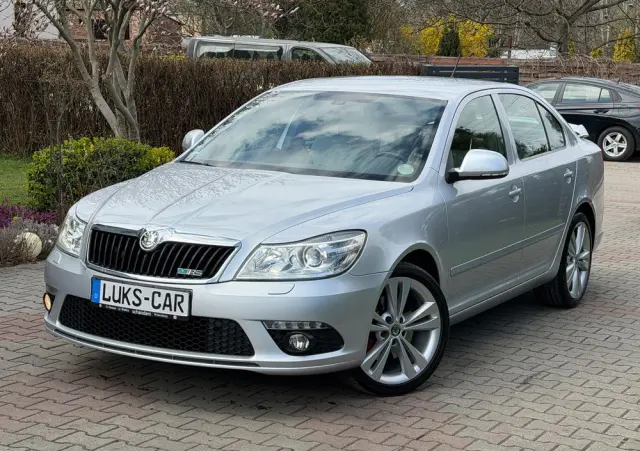 SKODA Octavia 2.0 TSI RS