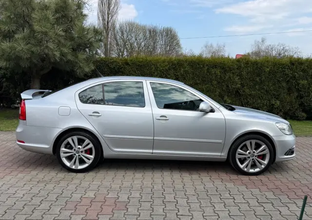 SKODA Octavia 2.0 TSI RS
