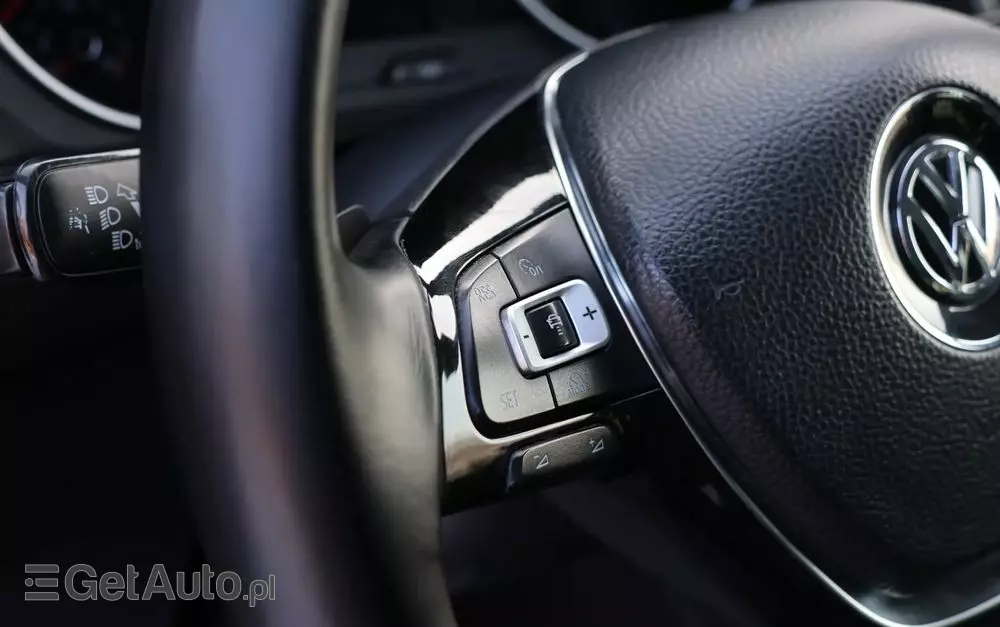 VOLKSWAGEN Tiguan 2.0 TDI SCR DSG R-Line