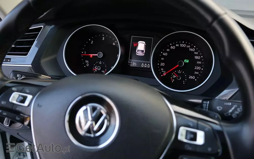 VOLKSWAGEN Tiguan 2.0 TDI SCR DSG R-Line