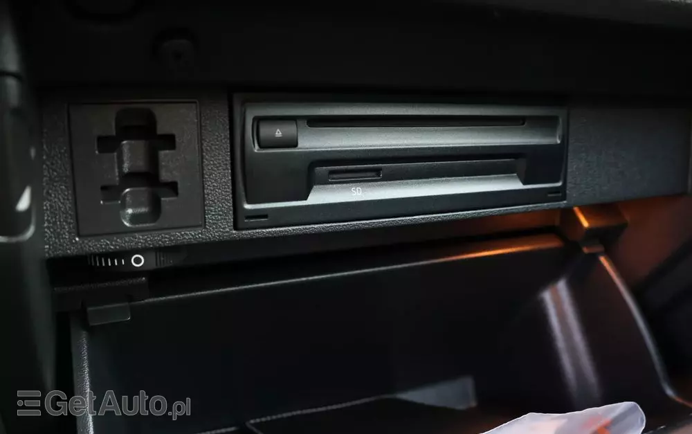 VOLKSWAGEN Tiguan 2.0 TDI SCR DSG R-Line