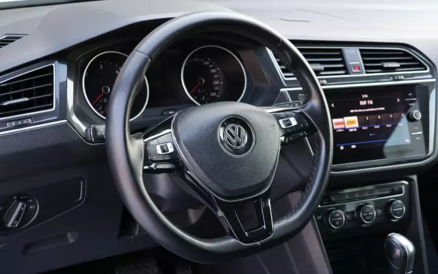 VOLKSWAGEN Tiguan 2.0 TDI SCR DSG R-Line