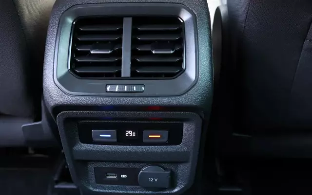 VOLKSWAGEN Tiguan 2.0 TDI SCR DSG R-Line