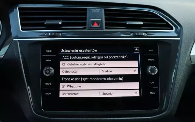 VOLKSWAGEN Tiguan 2.0 TDI SCR DSG R-Line