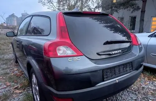 VOLVO C30 