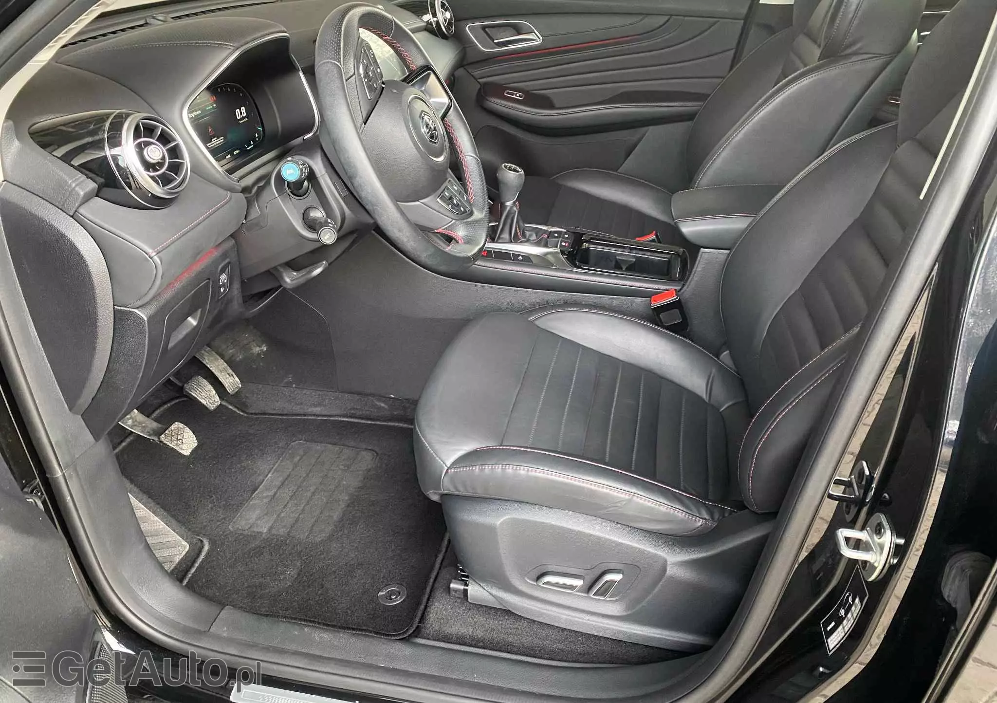 MG HS 1.5T-GDI Luxury