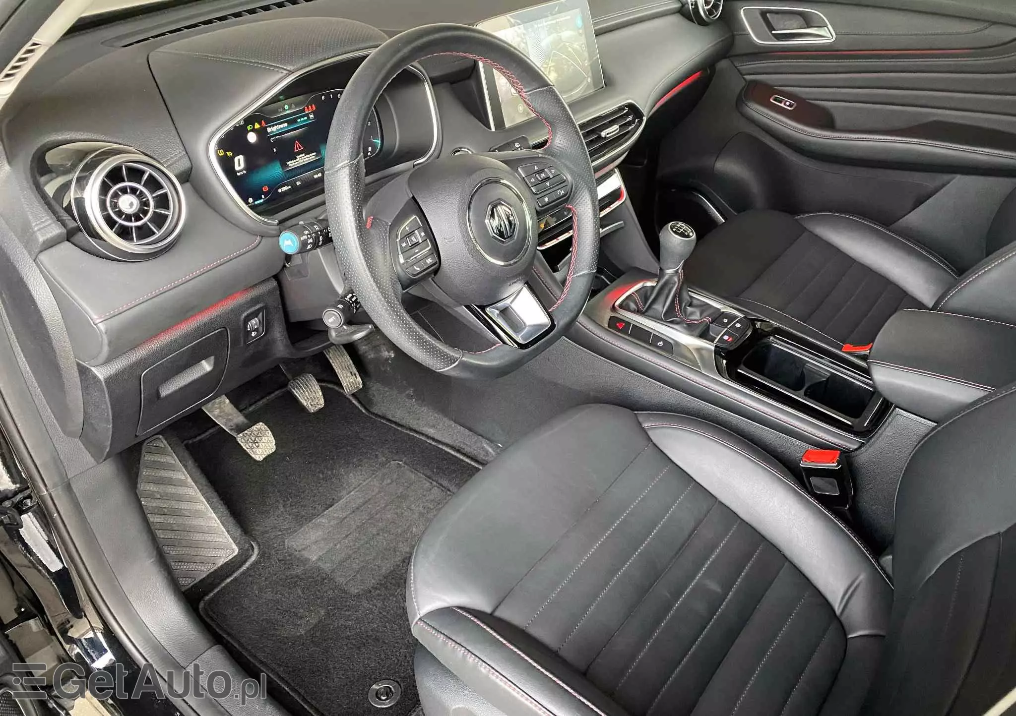 MG HS 1.5T-GDI Luxury