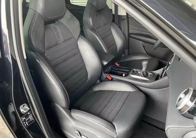 MG HS 1.5T-GDI Luxury