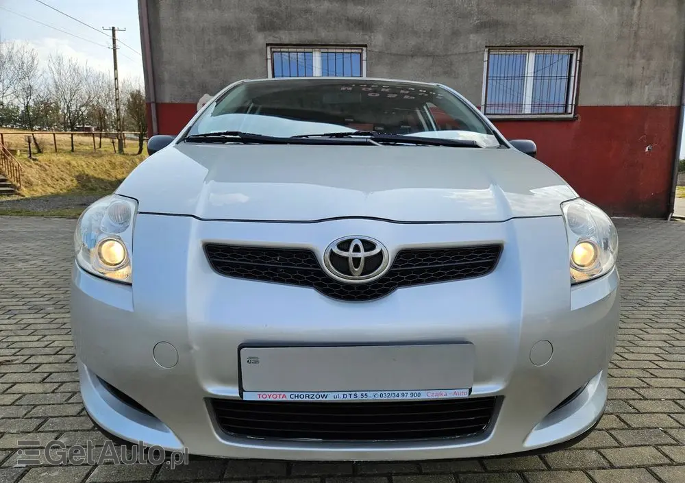 TOYOTA Auris 1.33 VVT-i Luna