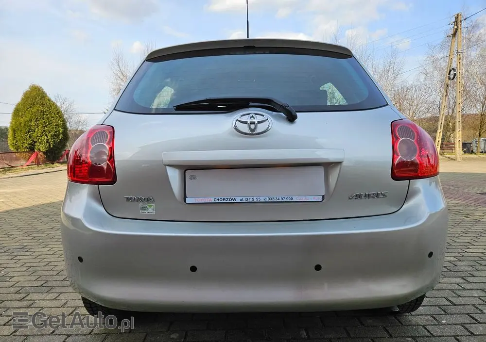 TOYOTA Auris 1.33 VVT-i Luna