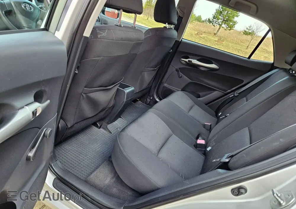 TOYOTA Auris 1.33 VVT-i Luna