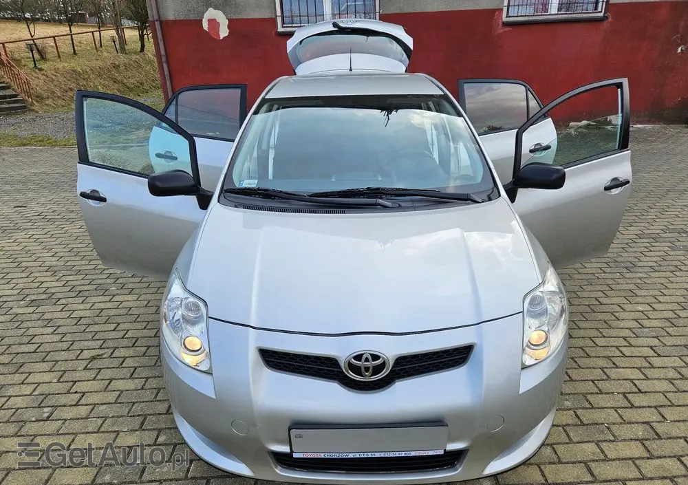 TOYOTA Auris 1.33 VVT-i Luna