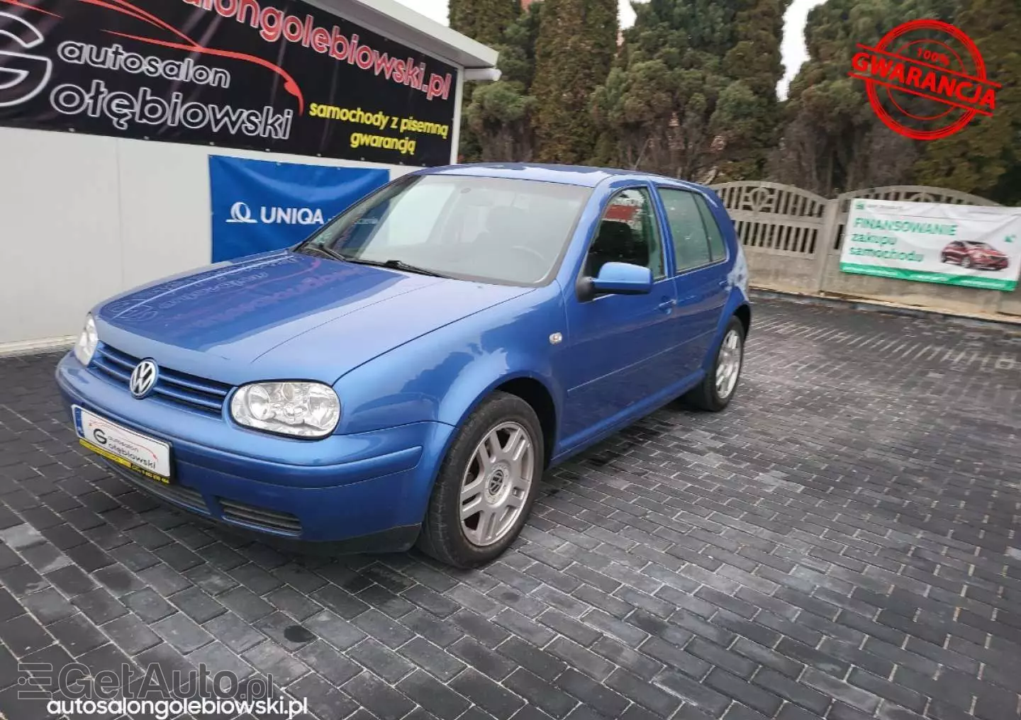 VOLKSWAGEN Golf 